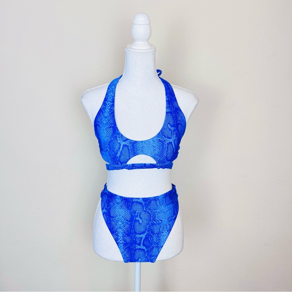 NWT Victoria’s Secret Purple Snakeskin Keyhole Top & High Waist Bottoms Bikini